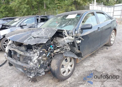 2007 Toyota Camry Ce/Le/Xle/Se z USA, uszkodzony, nr VIN 4T1BE46KX7U725792